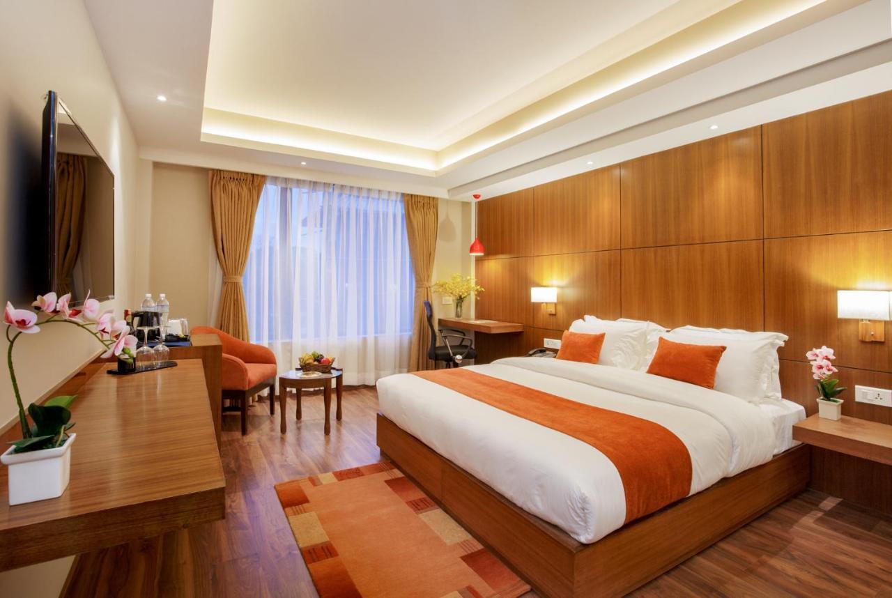 Hotel Thrive, A Tropical Courtyard Kathmandu Luaran gambar